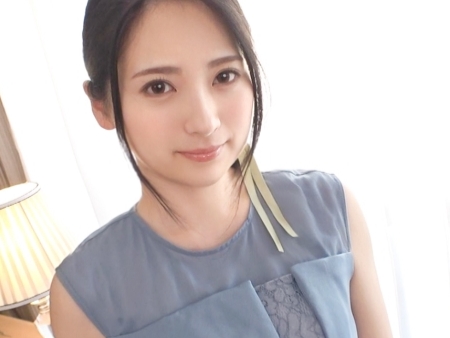 【美乳】ナンパした色白清楚な女のコのおマンコを突きまくる！美少女マンコをギンギンのチンコで刺激され本能のままにイキまくる