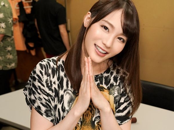 【関西弁でイキまくり】「アカン、めっちゃ気持ちええ…」エロかわお姉さんが主観カメラの前でベロチューしながら関西弁でアクメ連発！濃厚セックスでイキ乱れる姿が最高にエロい！♡