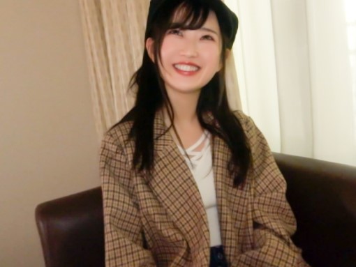 【童顔美少女の悶絶正常位】『気持ち良すぎる…』無邪気な笑顔の美少女が、ビンビンのチンコで激しく突かれ、膣奥まで支配される！キュートな顔を歪ませ、快感に喘ぐ姿がエロすぎる！♡