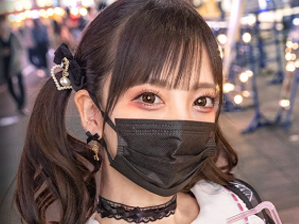 【地雷系女子のヤバい性活】『みんなの肉便器なの♡』セックス大好き地雷女がチンポまみれで大興奮！笑顔で次々とチンポをシゴきまくる姿がエロすぎる！！たくさんの男に囲まれて本能のままに乱れる姿は必見！