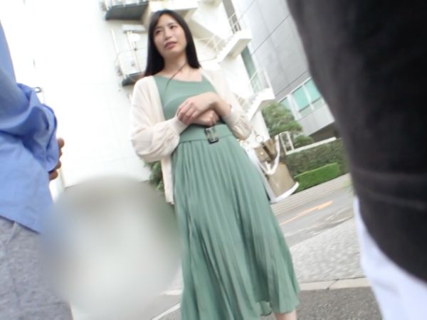 【美脚セレブ妻の危険な遊び】高身長でスタイル抜群の奥様が、夫以外の男と禁断の不倫！スレンダーボディを震わせ、他人チンポの快感に溺れる生ハメSEX♡