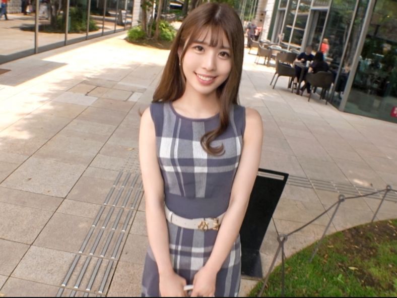 【初撮りスレンダー美女】『もっと…欲しい…』パイパン美ボディがおチンポに夢中！欲求不満な美女が腰振りまくり、イキまくる姿は必見！スタイル抜群の素人娘が本能のままに乱れる！♡