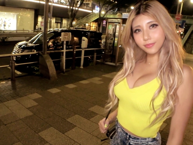 【ギャルをヌルヌルにしてエロ責め！】『ヤバい…気持ち良すぎる…』イケイケギャルがオイルまみれで敏感ボディ全開！おマンコをゴリゴリ刺激され、喘ぎ声が止まらない！ギャルのエロさ爆発！♡