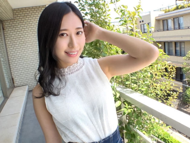 【美乳お姉さんの淫乱セックス】『もっと奥まで…』スレンダー美ボディのお姉さんが肉棒に喘ぎ乱れる！！美しいカラダと敏感な反応がたまらないエロさ！！
