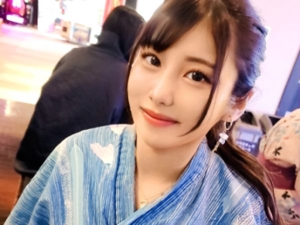 【ドM美女の裏の顔】『もっと激しく…』清楚系ビッチがセフレとハメ撮りプレイ！プリッと上がった美尻に生チンをぶち込まれ、密着セックスで感じまくるスケベ娘の淫乱っぷりがヤバい！♥