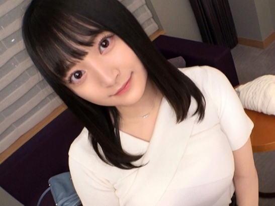 【色白巨乳ちゃんの敏感おっぱい】『気持ち良すぎる…』キュートな巨乳女子が、おっぱいを激しく揺らされながら肉棒で奥まで刺激されちゃう！色白の柔肌とぷるぷるおっぱいがエロすぎて、思わず乱れまくる！