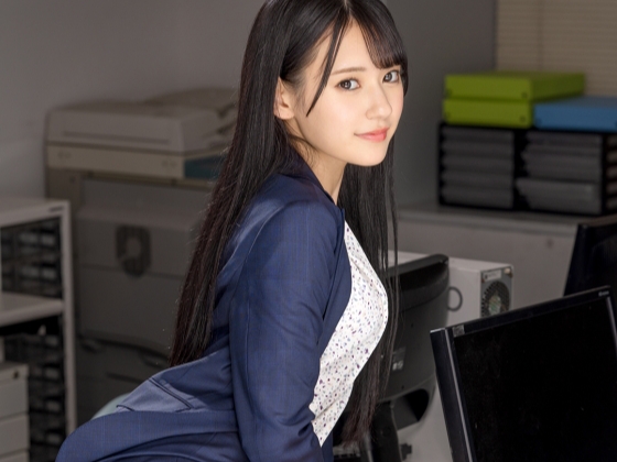 【OL痴女の濃厚セックス】エロすぎる痴女がOL姿でねっとり誘惑！男を骨抜きにするドスケベプレイで、濃密なセックスをたっぷり披露！スーツを脱がされ、美ボディを激しく責められ感じまくる！